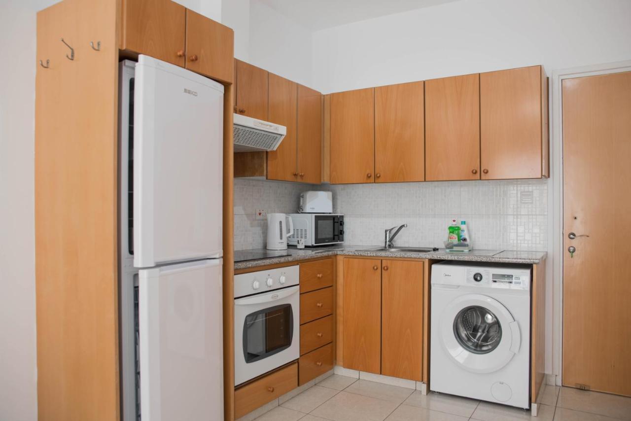 Renovated One Bedroom Apartment In Paphos With Pool المظهر الخارجي الصورة